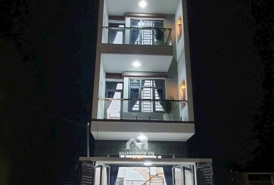 Bán nhà mới xây Full nội thất đường số 8 linh xuân thủ đức, Lh0909428959.